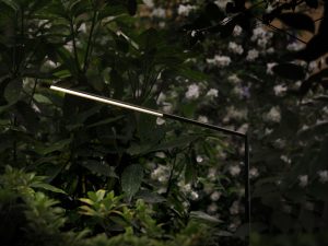 Bella: lampada a piantana per esterni e interni