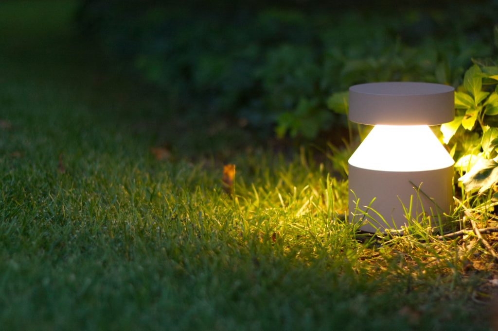 Matita: Lampada LED da terra di design