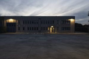 Miron: proiettore compatto di design