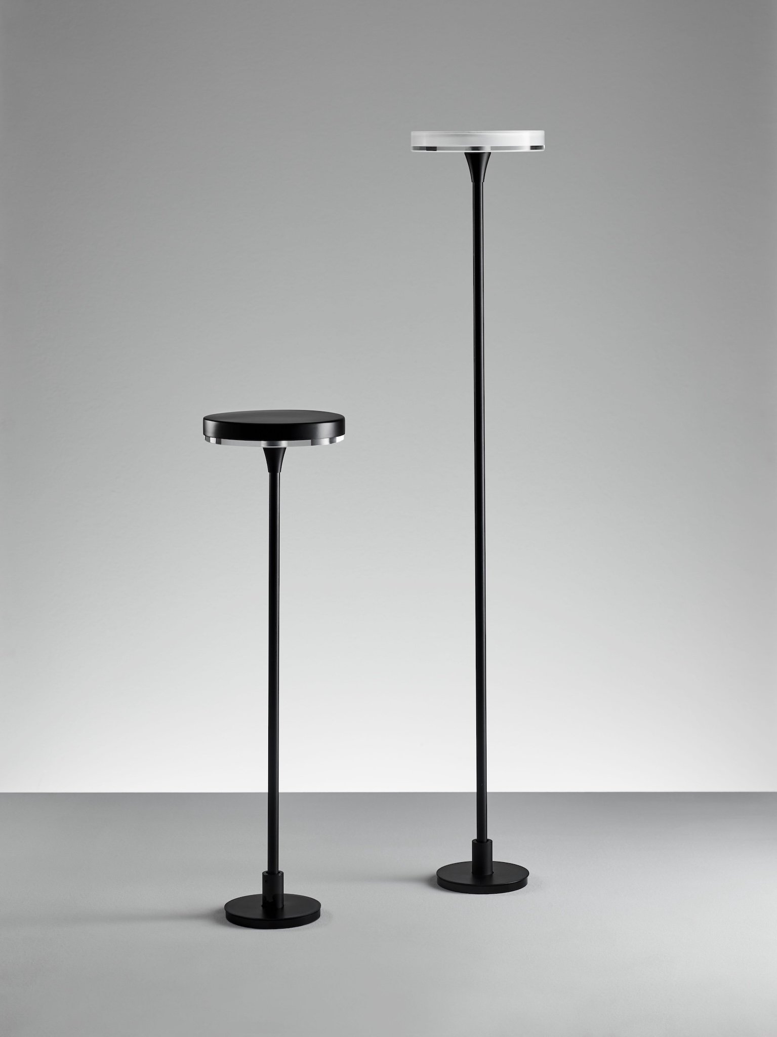 Lampada da terra lilla