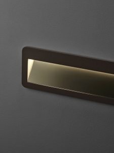 Tasca oro accesa dettaglio